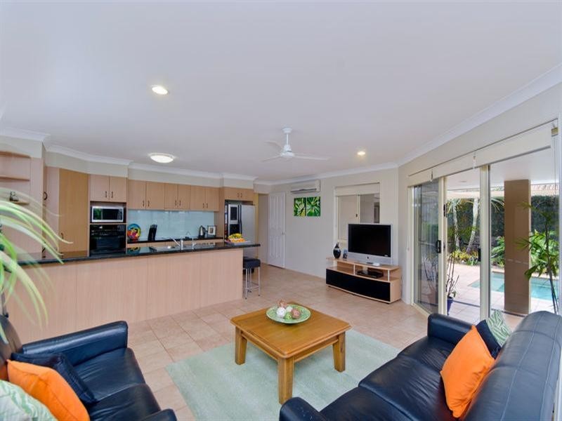 23 Baekea Drive, Elanora QLD 4221