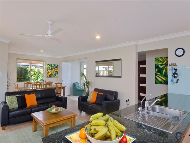 23 Baekea Drive, Elanora QLD 4221