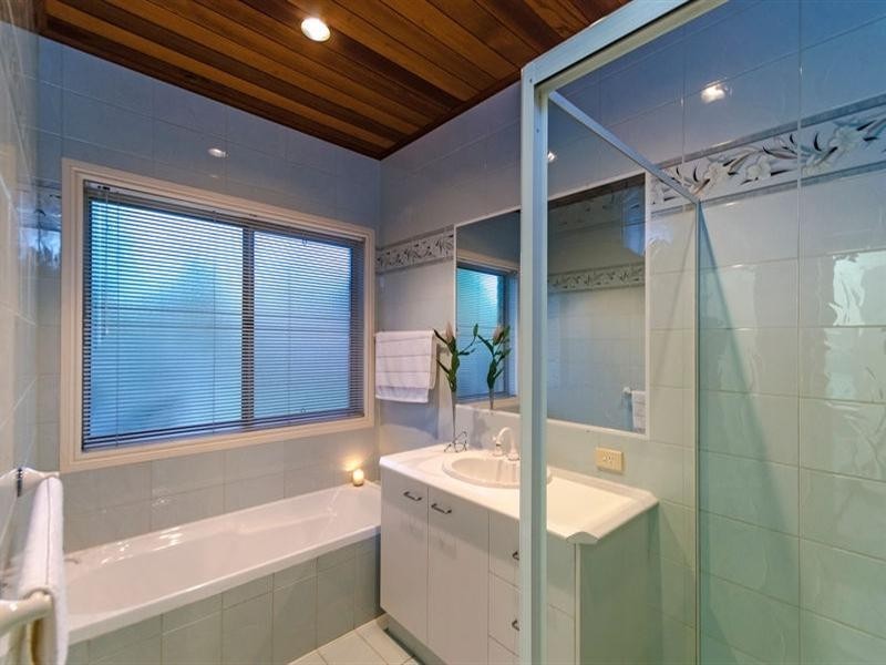 22 Tyalla Court, Tallebudgera QLD 4228