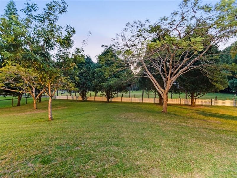 22 Tyalla Court, Tallebudgera QLD 4228