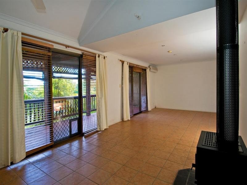 7 Doubleview Drive, Elanora QLD 4221