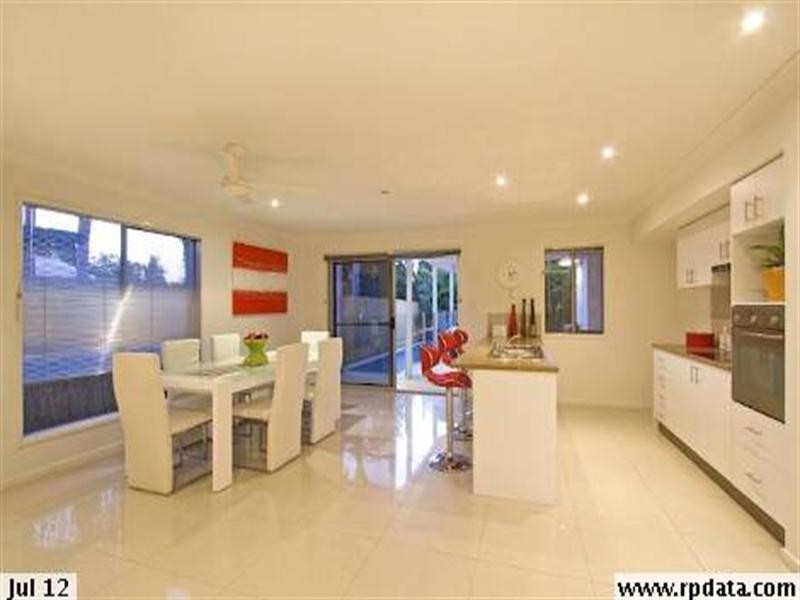 19 Twenty Seventh Avenue, Palm Beach QLD 4221