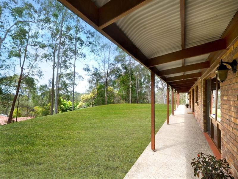 18 Carapook Crescent, Tallebudgera QLD 4228