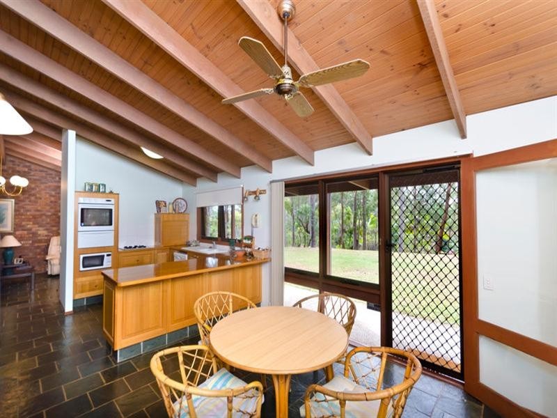 18 Carapook Crescent, Tallebudgera QLD 4228