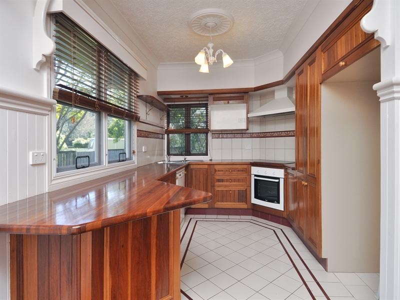 718 Currumbin Creek Road, Currumbin Valley QLD 4223