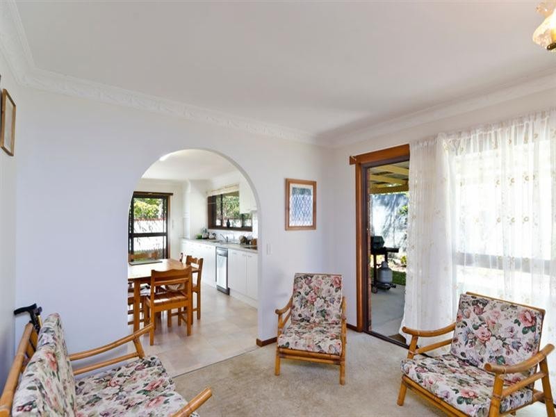 64 Barrier Reef Drive, Mermaid Waters QLD 4218