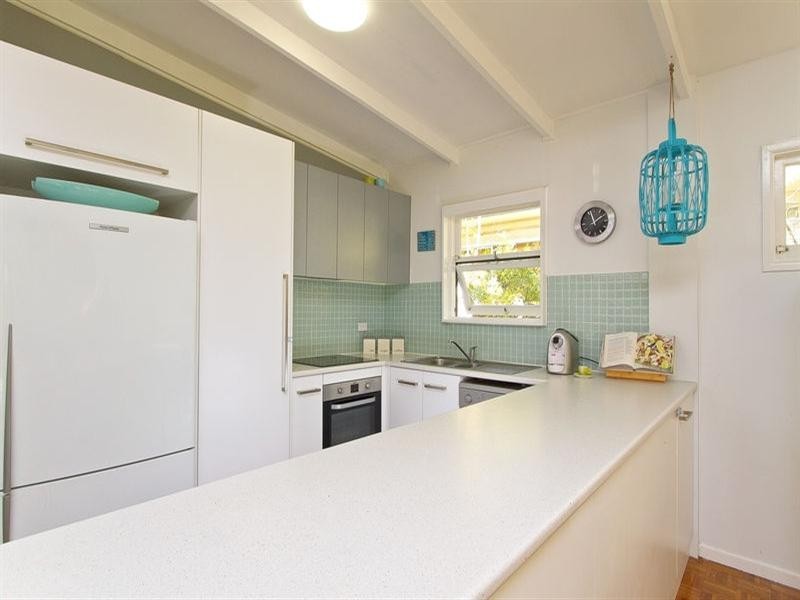 7 Waikiki Avenue, Palm Beach QLD 4221