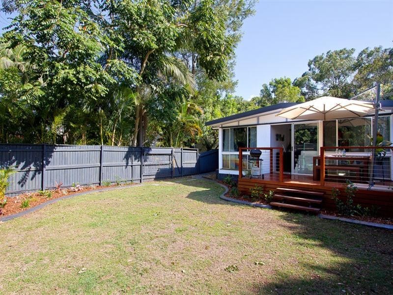 7 Waikiki Avenue, Palm Beach QLD 4221