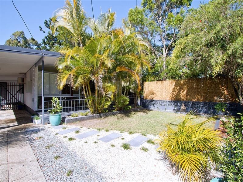 7 Waikiki Avenue, Palm Beach QLD 4221