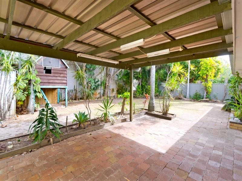 64 Japonica Drive, Palm Beach QLD 4221