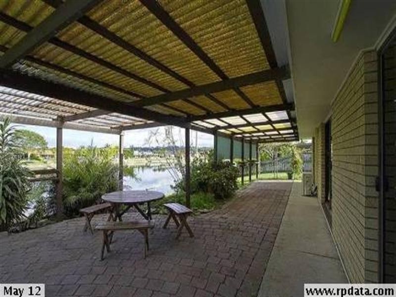 136 Melaleuca Drive, Palm Beach QLD 4221