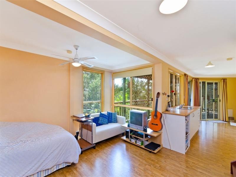 57 Doubleview Drive, Elanora QLD 4221