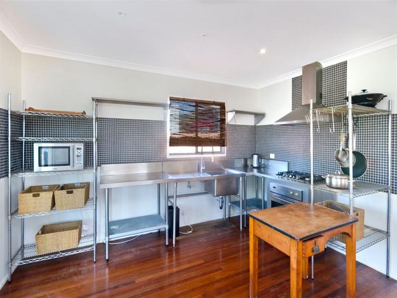 29 Palm Beach Avenue, Palm Beach QLD 4221