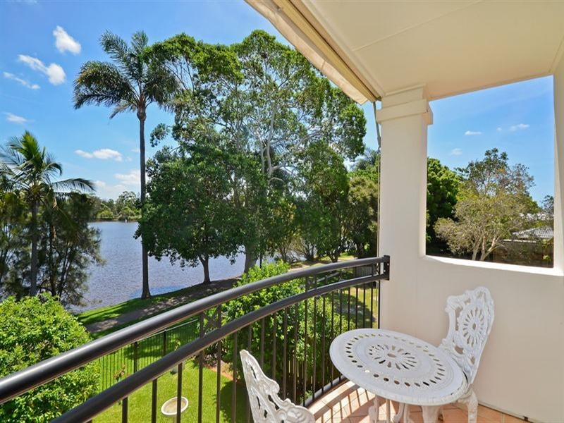 2/66 Laguna Avenue, Palm Beach QLD 4221