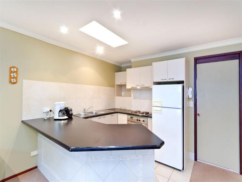 1 and 2/19 Laguna Avenue, Palm Beach QLD 4221