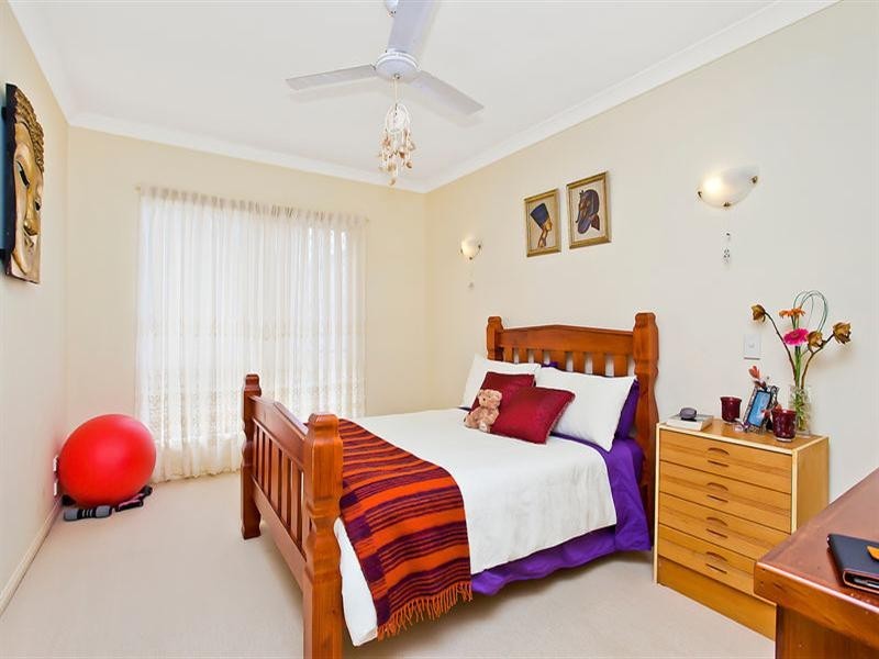 6/34 Albicore Avenue, Nobby Beach QLD 4218