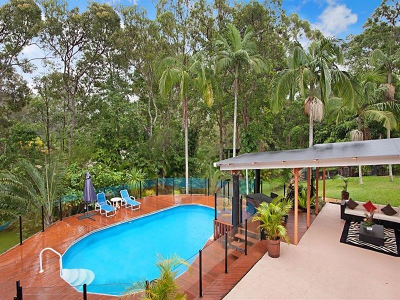 8 Karragata Court, Tallebudgera QLD 4228
