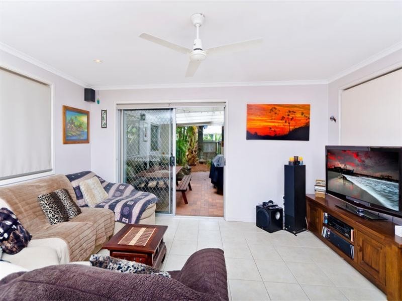 13 Twenty Third Avenue, Palm Beach QLD 4221