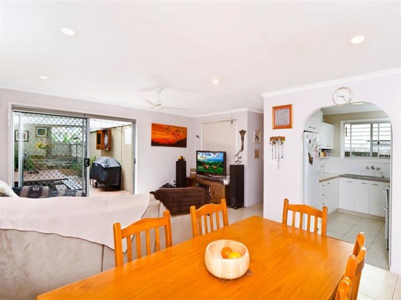 13 Twenty Third Avenue, Palm Beach QLD 4221