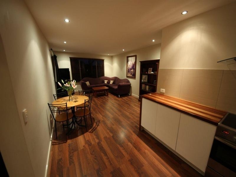 8/11 Nalla Court, Palm Beach QLD 4221