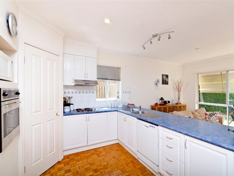 13 Baekea Drive, Elanora QLD 4221