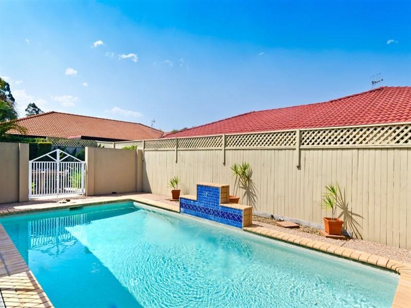 13 Baekea Drive, Elanora QLD 4221