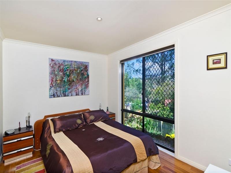 13 Kaffia Court, Elanora QLD 4221