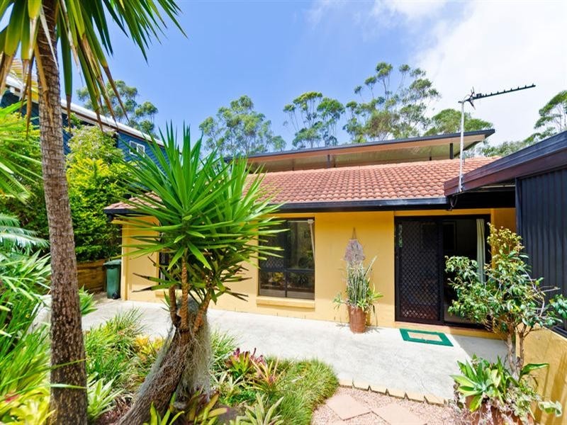 13 Kaffia Court, Elanora QLD 4221