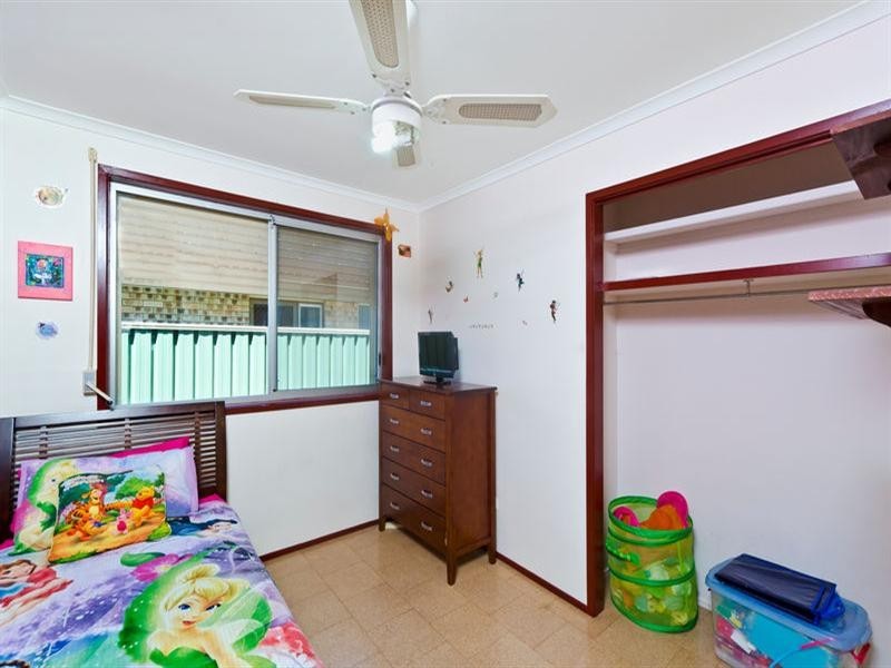 4 Burdock Street, Elanora QLD 4221