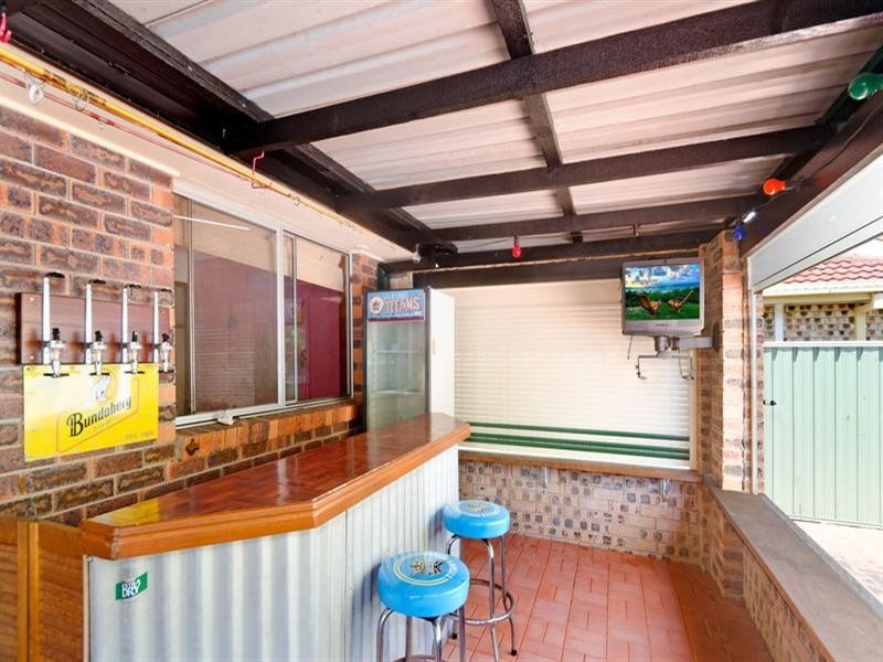 4 Burdock Street, Elanora QLD 4221