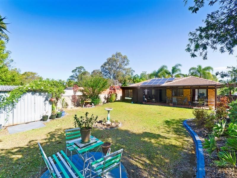 35 Darnel Street, Elanora QLD 4221