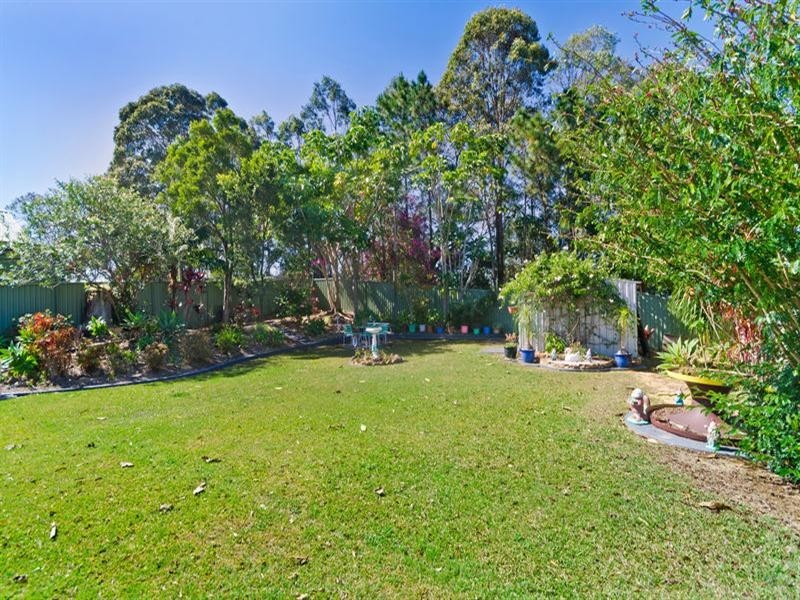 35 Darnel Street, Elanora QLD 4221