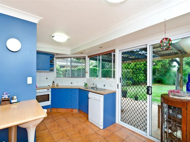 154 Laguna Avenue, Palm Beach QLD 4221