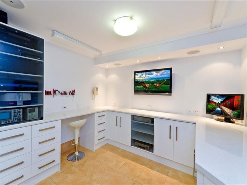 5 Balcatta Court, Elanora QLD 4221