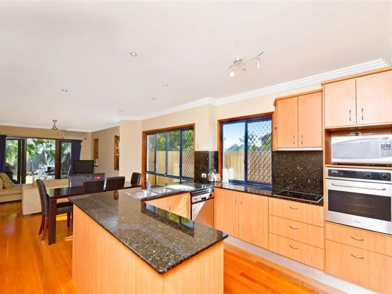 18B First Avenue, Palm Beach QLD 4221