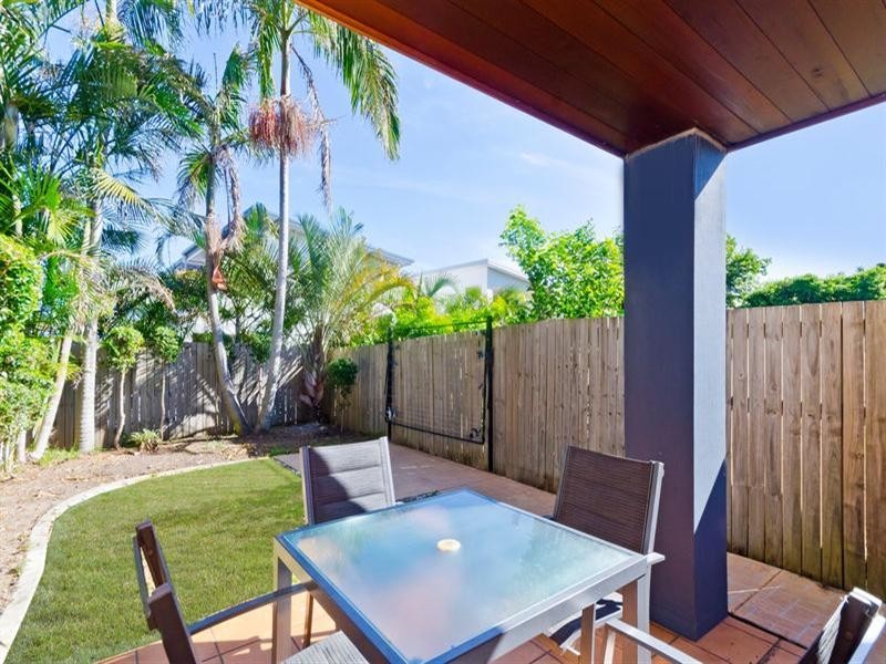 18B First Avenue, Palm Beach QLD 4221
