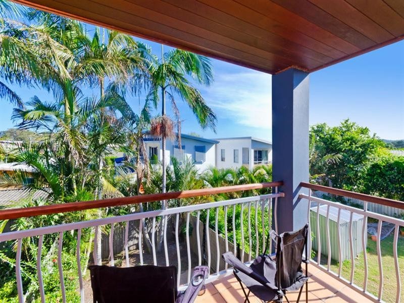 18B First Avenue, Palm Beach QLD 4221