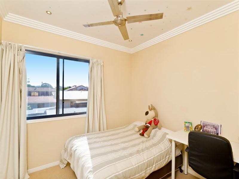 18B First Avenue, Palm Beach QLD 4221