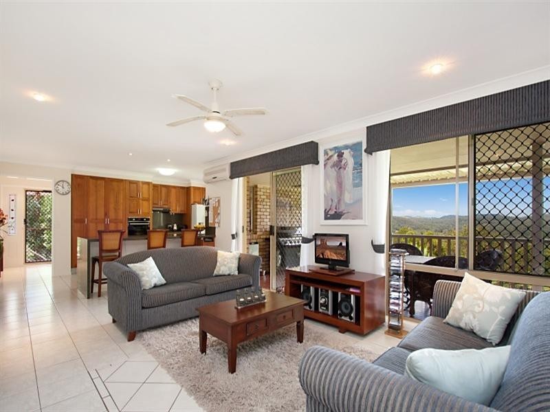 34 Raleigh Terrace, Currumbin Waters QLD 4223