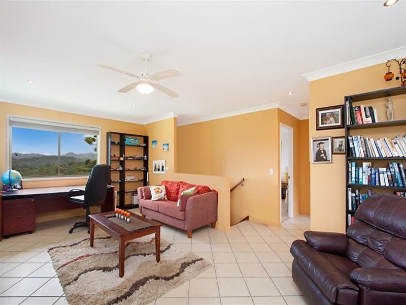 34 Raleigh Terrace, Currumbin Waters QLD 4223