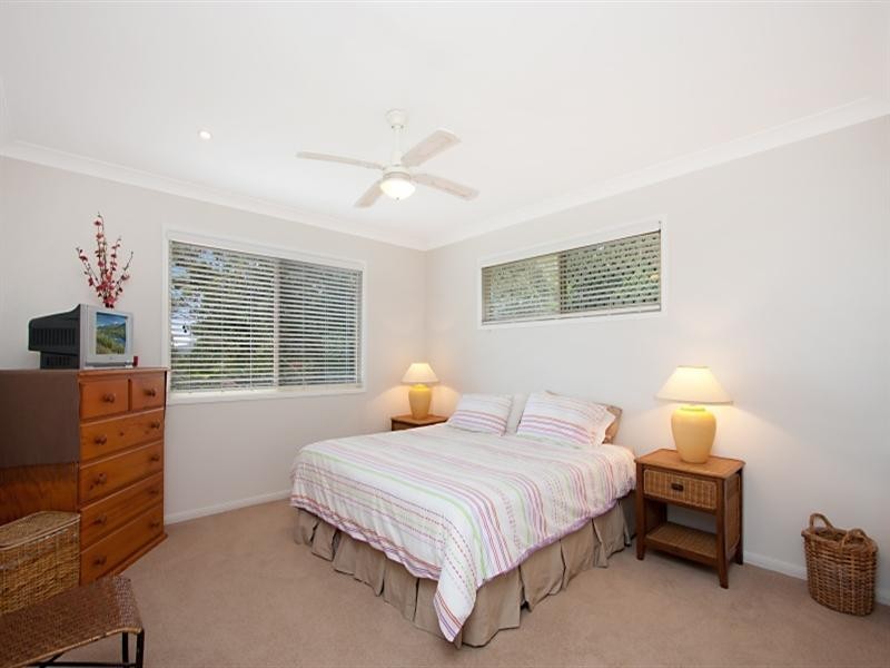 34 Raleigh Terrace, Currumbin Waters QLD 4223