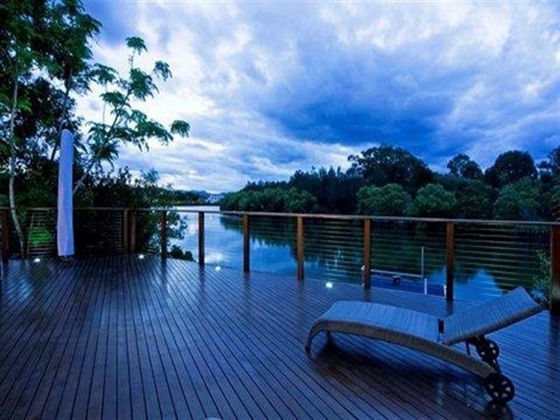 16 Chestnut Street, Elanora QLD 4221