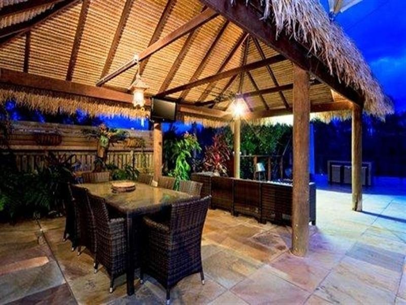 16 Chestnut Street, Elanora QLD 4221