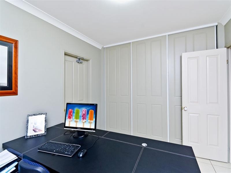 16 Chestnut Street, Elanora QLD 4221