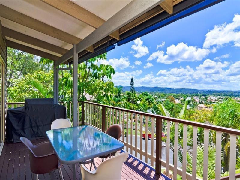 6 Wiluna Court, Elanora QLD 4221