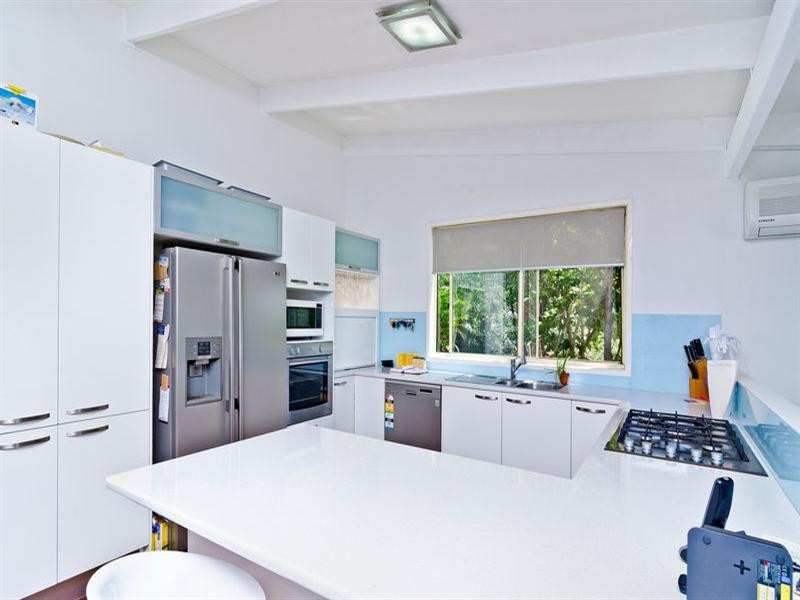 6 Wiluna Court, Elanora QLD 4221