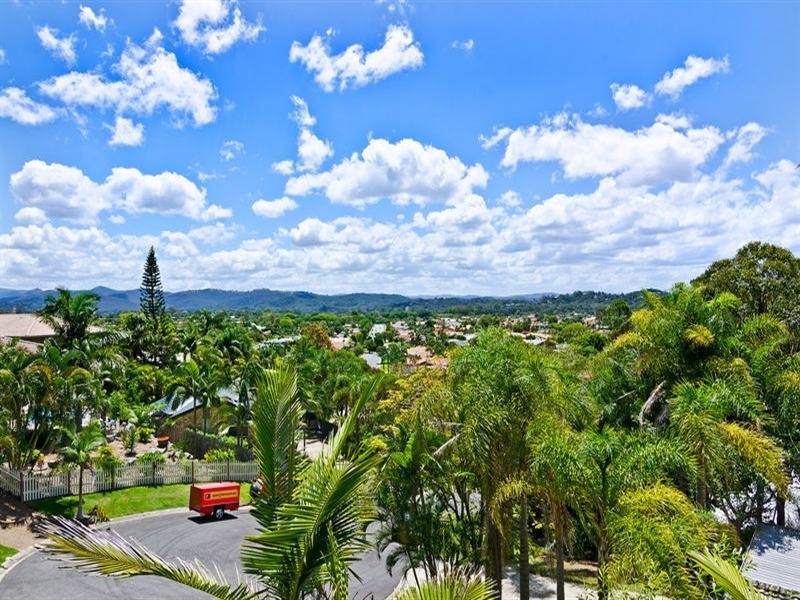 6 Wiluna Court, Elanora QLD 4221