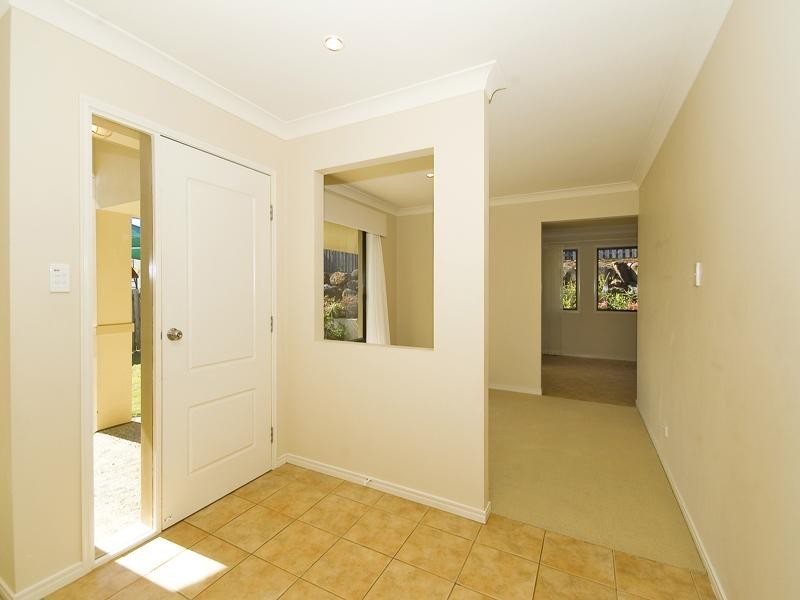 6 Tarrabool Drive, Elanora QLD 4221