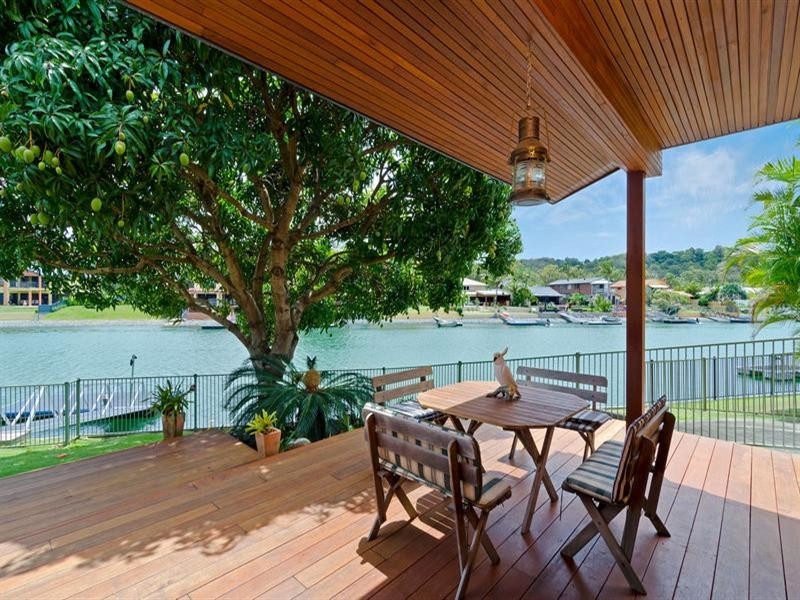 16 Kingfish Court, Palm Beach QLD 4221