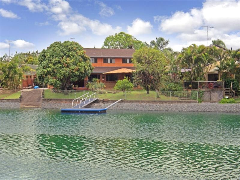 16 Kingfish Court, Palm Beach QLD 4221